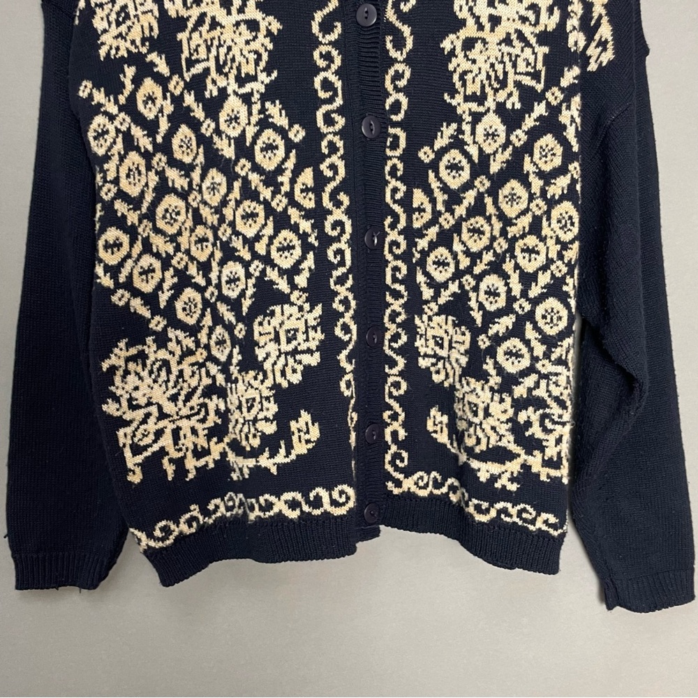 Vintage Cardigan Sweater Navy Blue Women Size Large Floral Eclectic Retro 90s‎ - Picture 4 of 15
